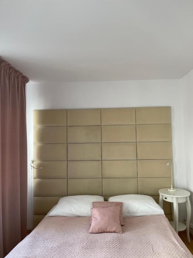 Apartament Primore *